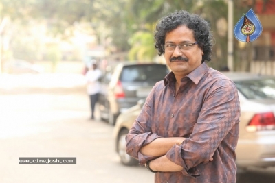 Satish Vegesna Interview Photos - 4 of 21