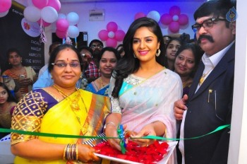 Sreemukhi Launches Manvis Saloon - 21 of 42