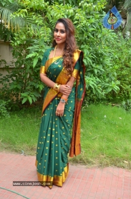 Sri Reddy Press Meet At Chennai Press Club - 8 of 21