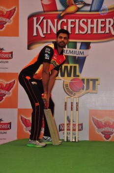Sunrisers Team at Inorbit Mall - 8 of 28