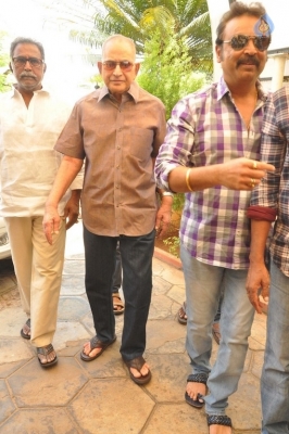 Super Star Krishna Meets Dadasaheb Phalke K Viswanath - 22 of 32