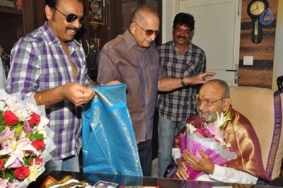 Super Star Krishna Meets Dadasaheb Phalke K Viswanath - 25 of 32