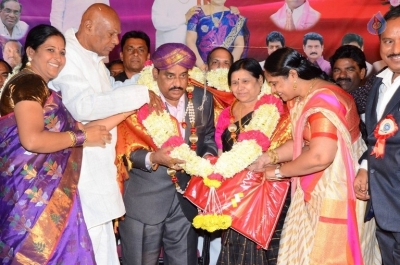 Telugu Cinema World Records Felicitation Press Meet - 24 of 42