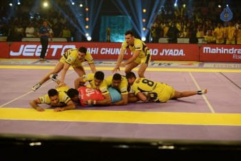 Telugu Titans Vs Jaipur Pink Panthers Kabaddi Match Photos - 33 of 100