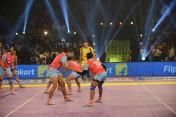 Telugu Titans Vs Jaipur Pink Panthers Kabaddi Match Photos - 56 of 100