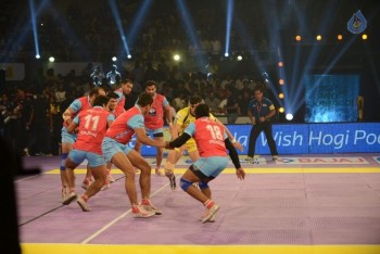 Telugu Titans Vs Jaipur Pink Panthers Kabaddi Match Photos - 63 of 100