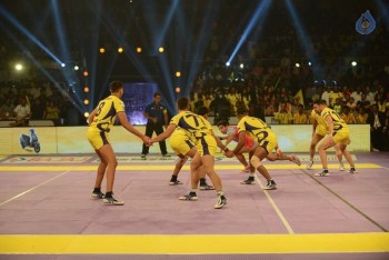 Telugu Titans Vs Jaipur Pink Panthers Kabaddi Match Photos - 69 of 100