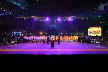 Telugu Titans Vs Jaipur Pink Panthers Kabaddi Match Photos - 77 of 100