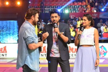 Telugu Titans Vs Bengal Warriors Kabaddi Match Photos - 51 of 78