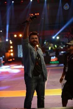 Telugu Titans Vs Bengal Warriors Kabaddi Match Photos - 75 of 78