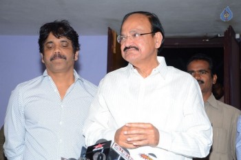 Venkaiah Naidu Watches Om Namo Venkatesaya - 29 of 41