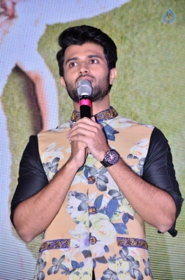 Vijay Devarakonda at KLM Mall Logo Launch event - 27 of 34