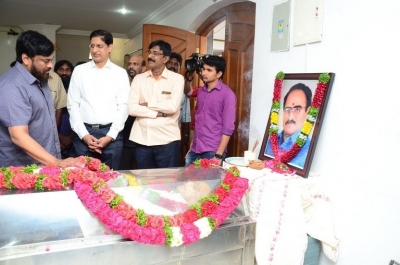 Vijaya Bapineedu Condolences Photos - 15 of 42