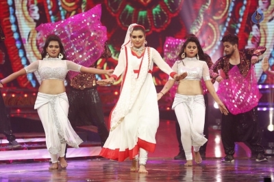 Zee Tv Apsara Award Stills - 30 of 61