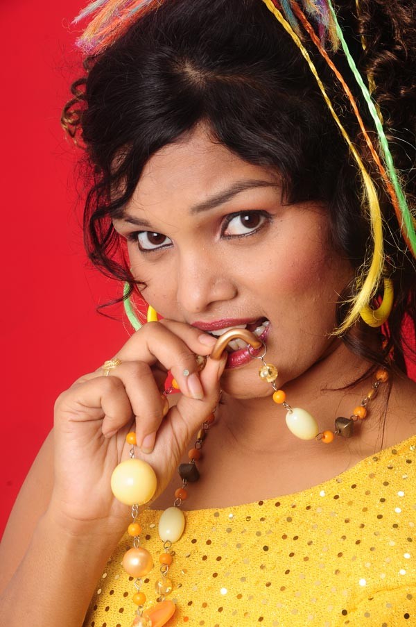 Sneha Upcoming Actress Spicy Stills - 73 / 127 photos