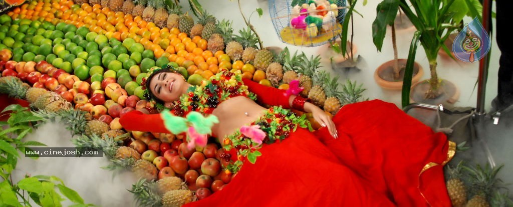 Action 3D Movie Spicy Stills - 1 / 13 photos