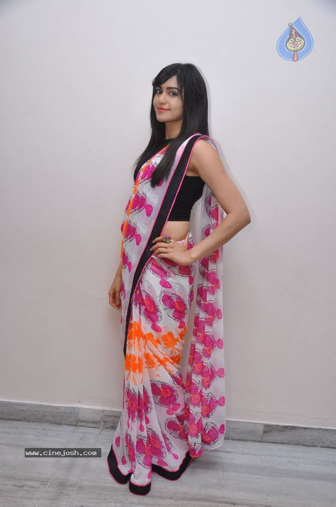 Adah Sharma Hot Photos - 31 / 75 photos
