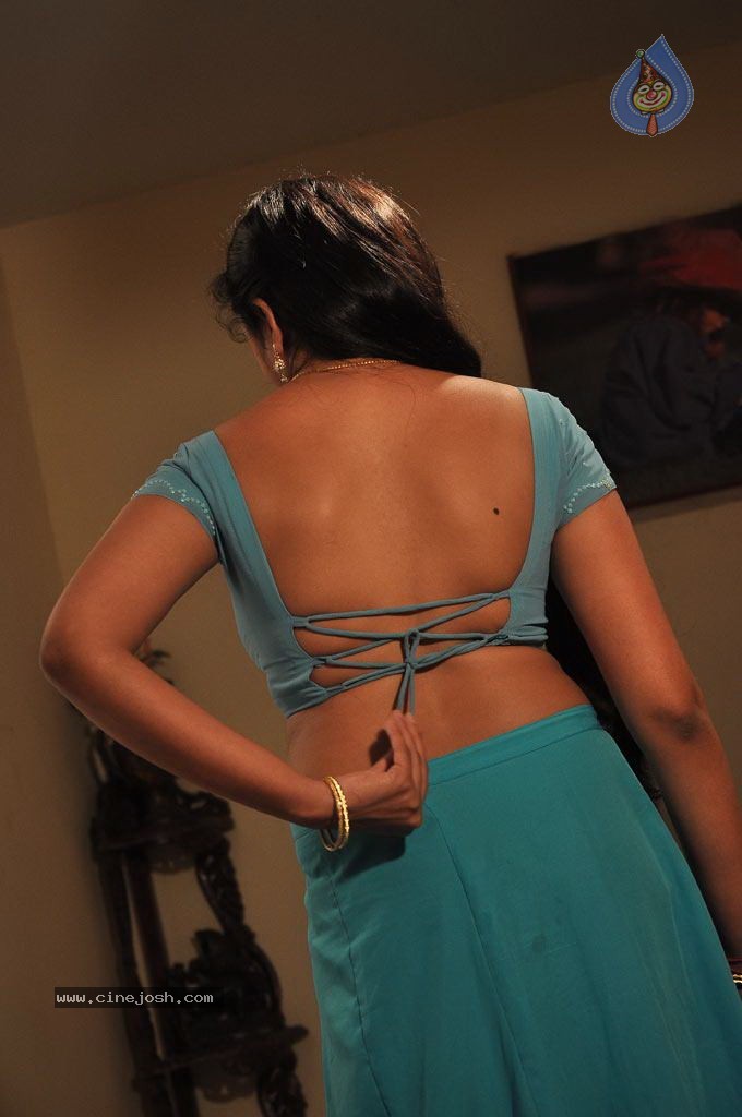 Anagarigam Tamil Movie Spicy Stills - 22 / 92 photos