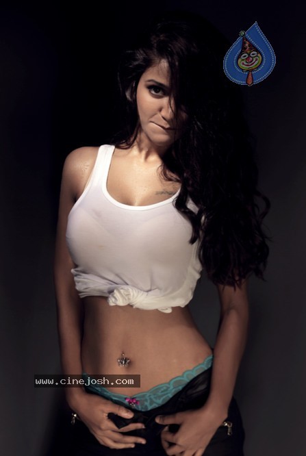 Anaika Hot Portfolio Stills - 16 / 18 photos