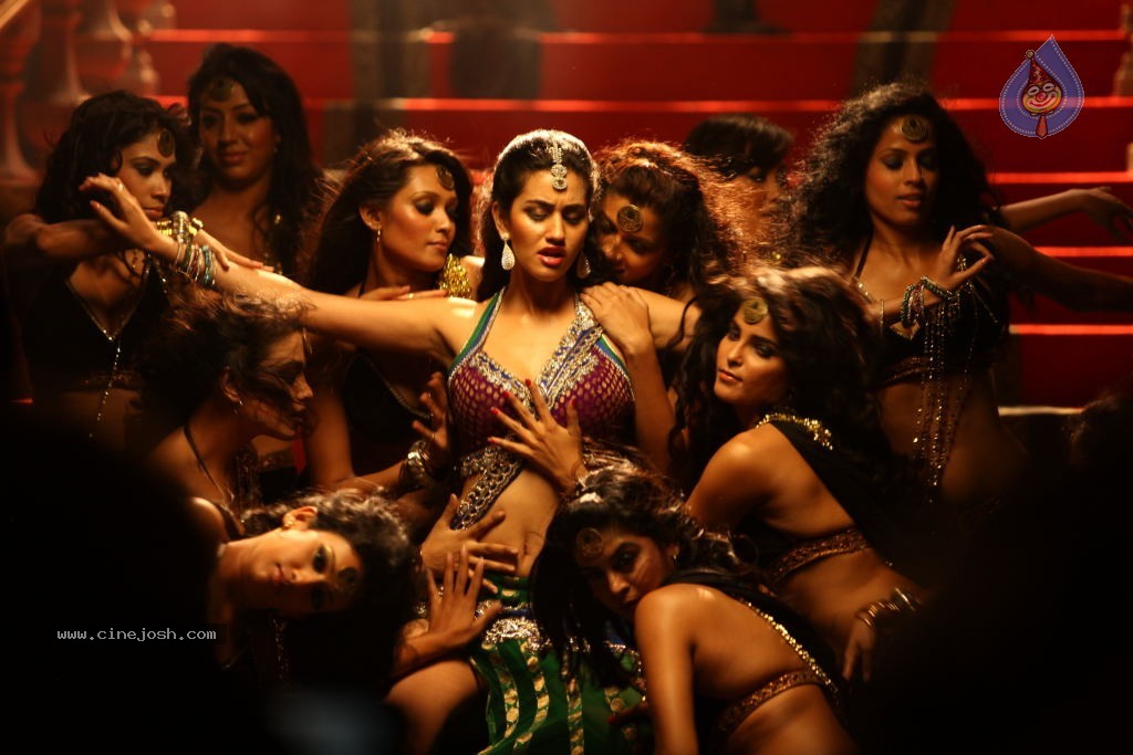 Anjali Lavania Spicy Gallery - 76 / 85 photos