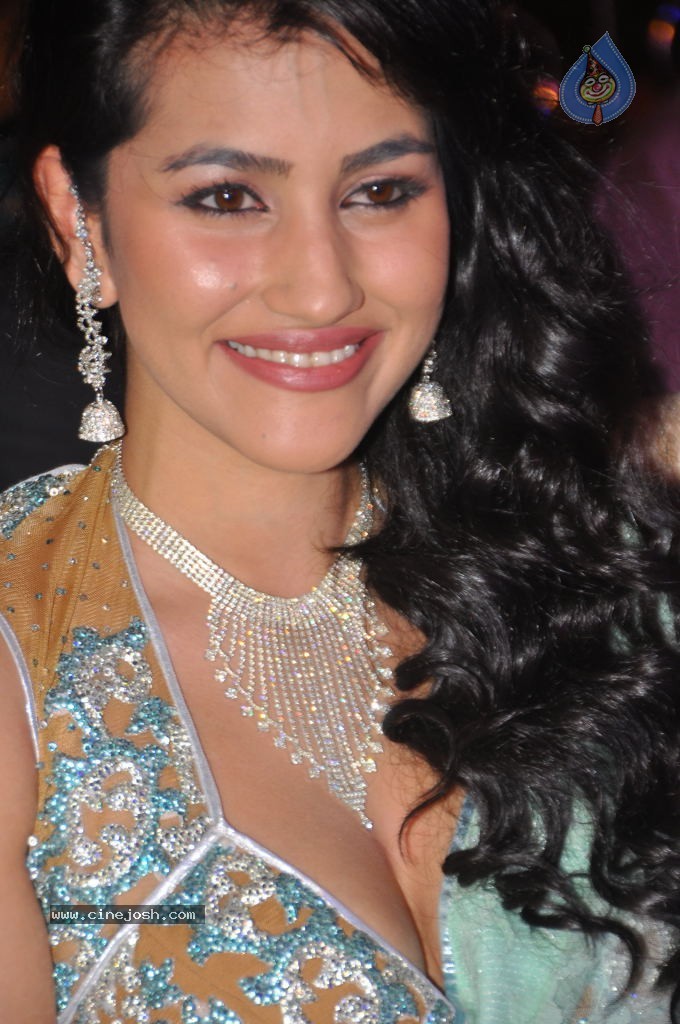 Anjali Lavania Spicy Stills - 41 / 45 photos