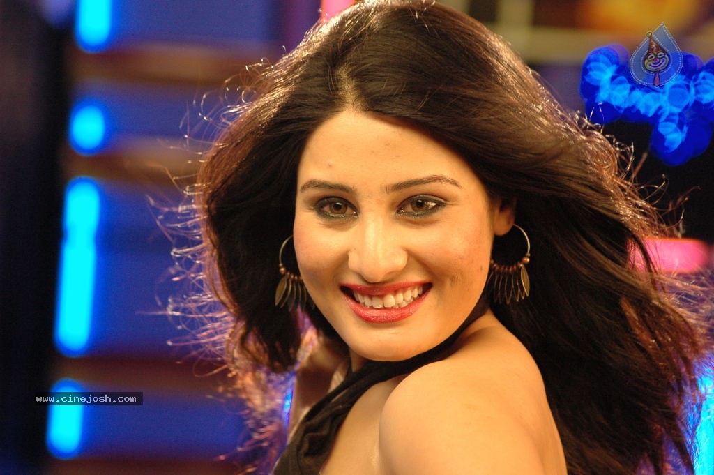 AJJU Spicy Stills - 24 / 46 photos