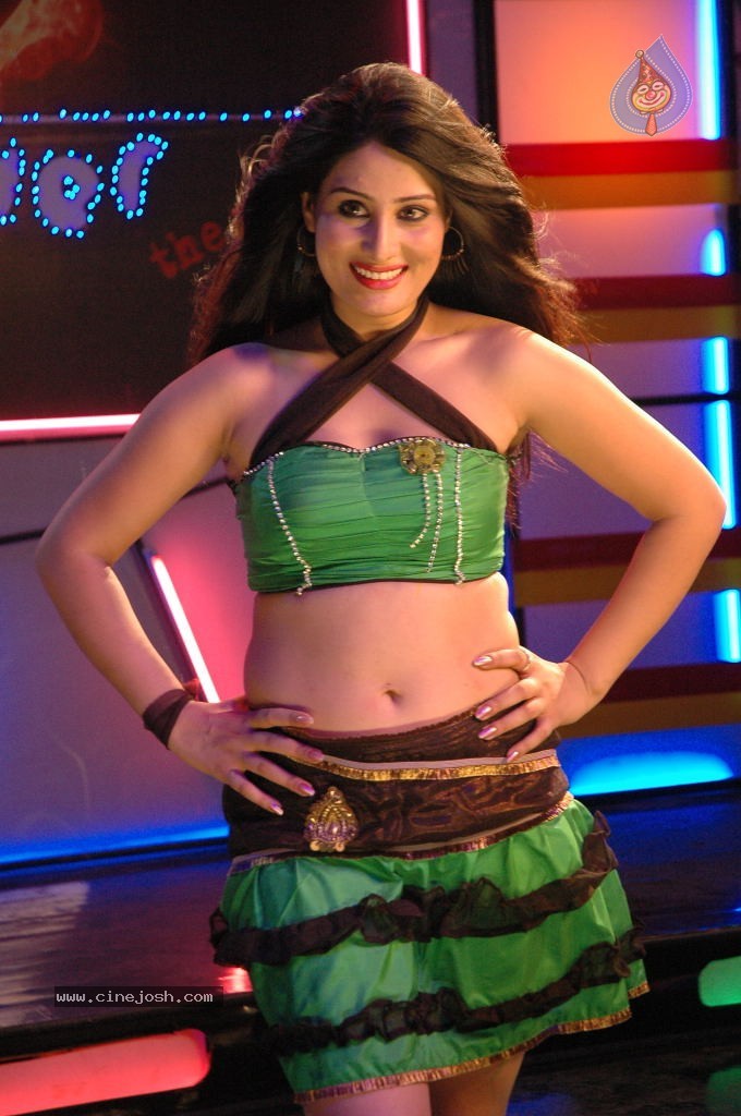 AJJU Spicy Stills - 29 / 46 photos