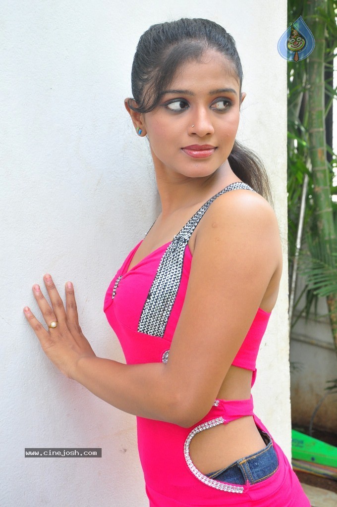 Anu Sri Spicy Stills - 11 / 75 photos