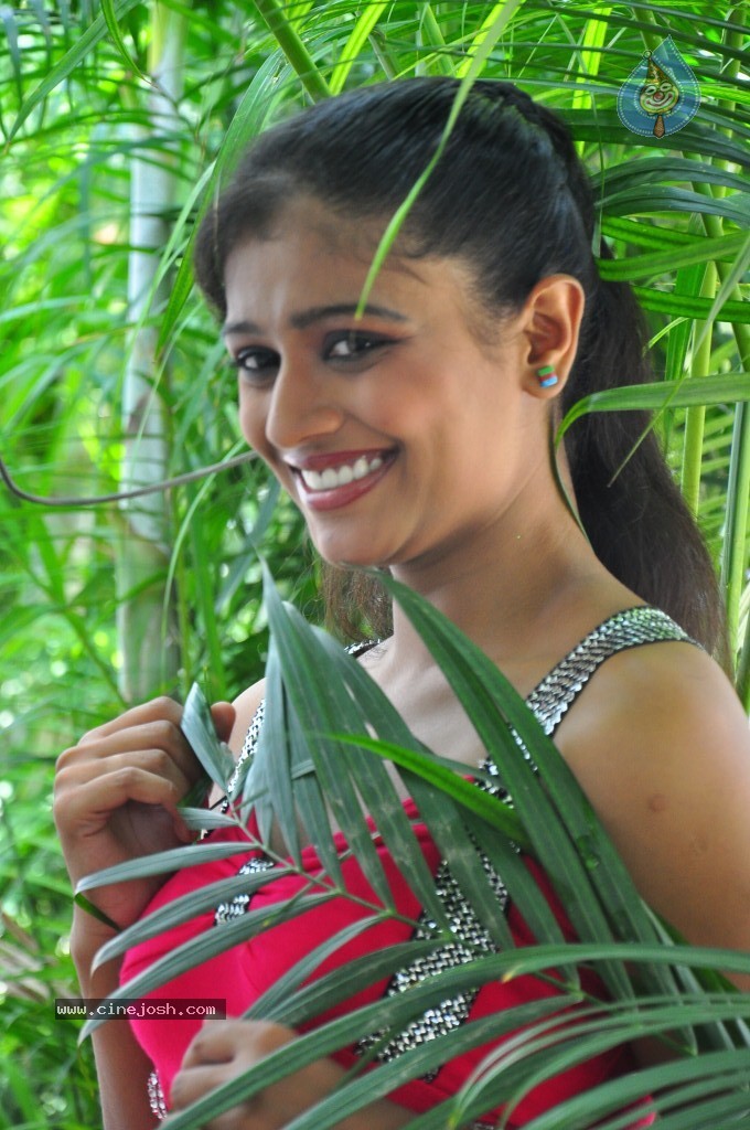 Anu Sri Spicy Stills - 17 / 75 photos