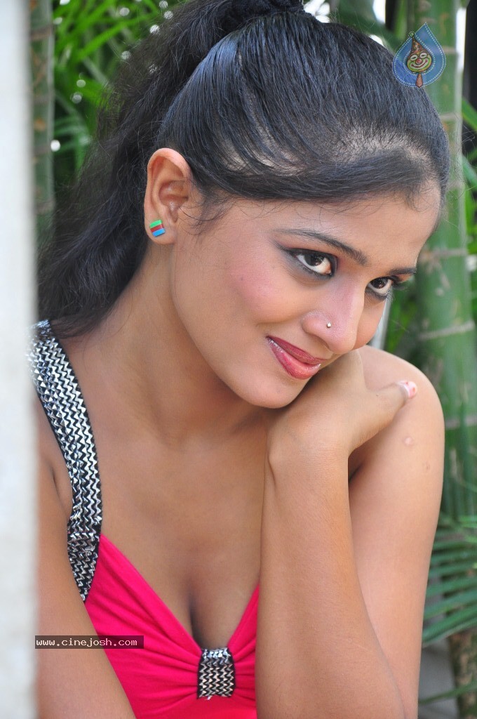 Anu Sri Spicy Stills - 50 / 75 photos