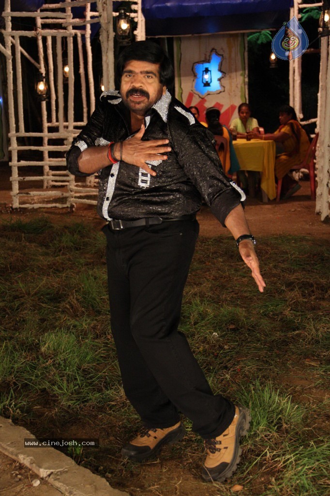 Arya Surya Tamil Movie Hot Stills - 49 / 85 photos