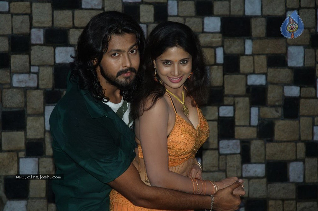 Asaivam Tamil Movie Spicy Stills - 38 / 44 photos