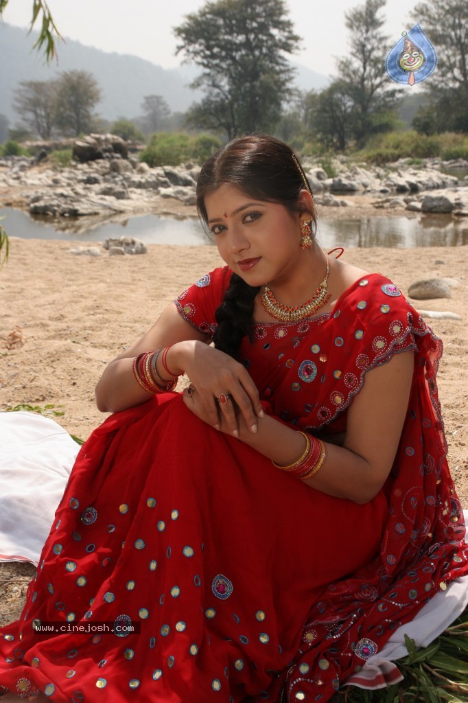 Bhaja Bhajantrilu Movie New Hot Stills - 114 / 181 photos