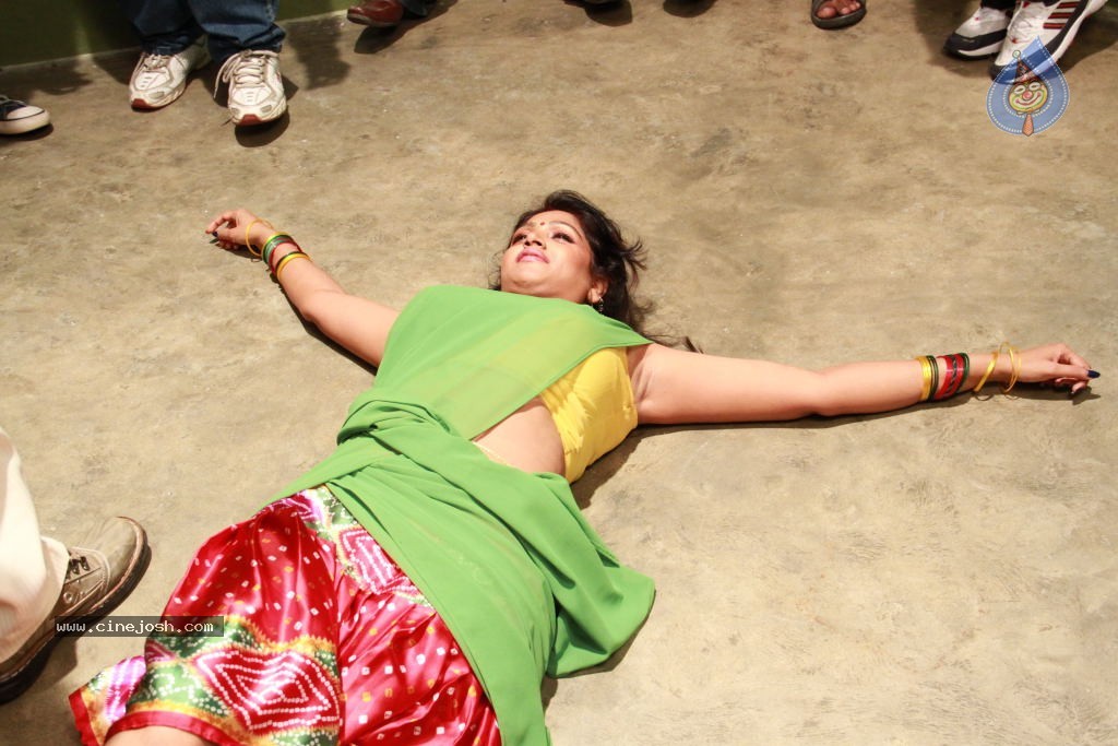 Bhuvaneswari Hot Stills - 55 / 68 photos