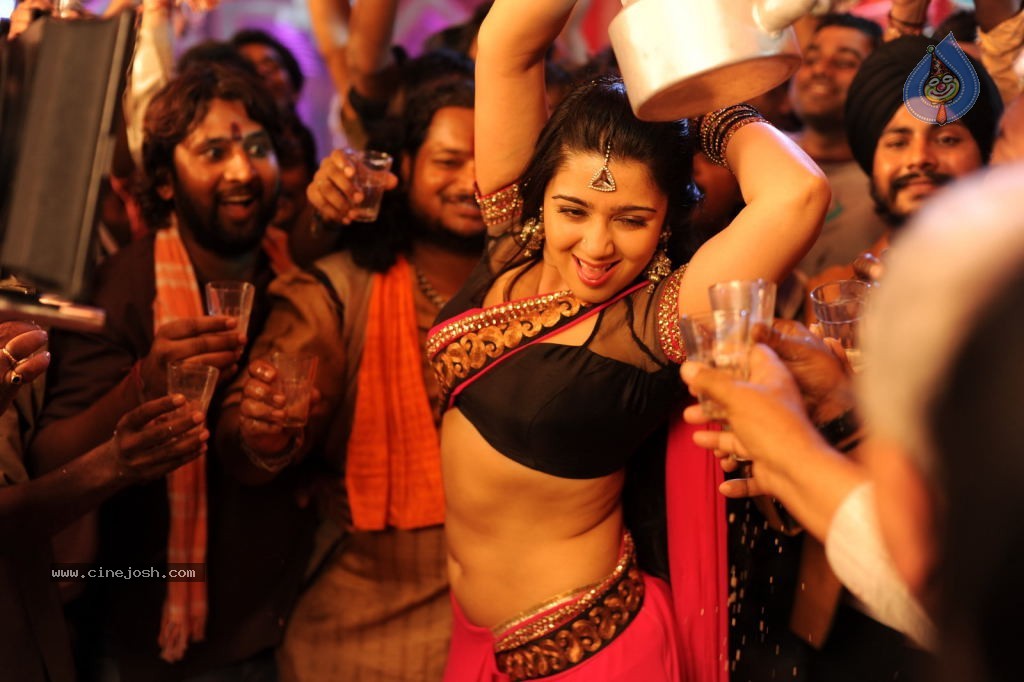 Charmi New Hot Stills - 15 / 48 photos