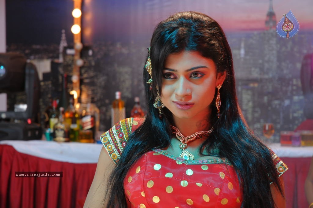 Cinemaki Veladam Randi Movie Spicy Stills - 39 / 136 photos