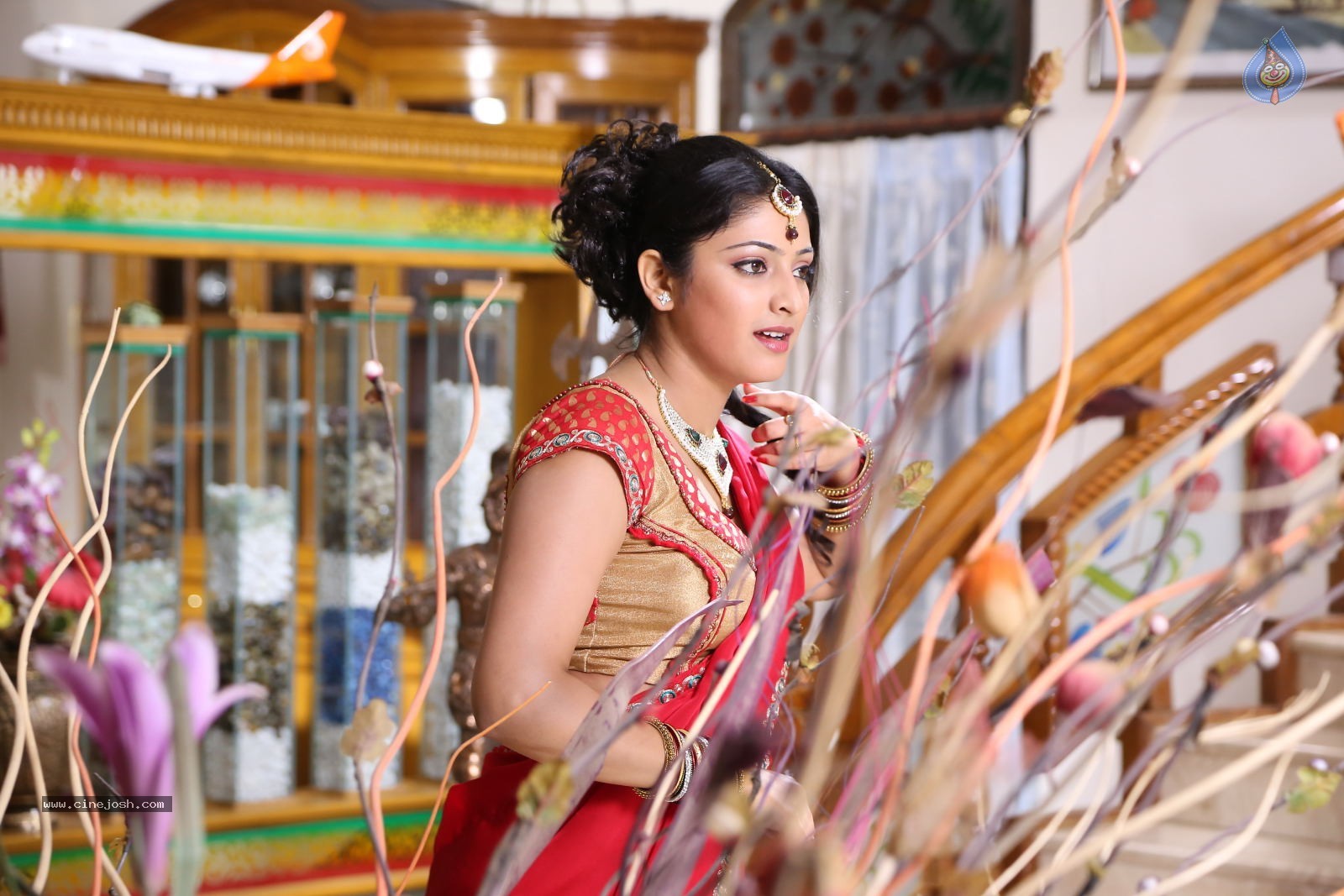 Haripriya Hot Pics - 64 / 92 photos