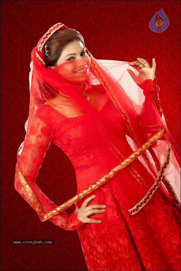 Hema Jilloju Portfolio Stills - 2 / 82 photos