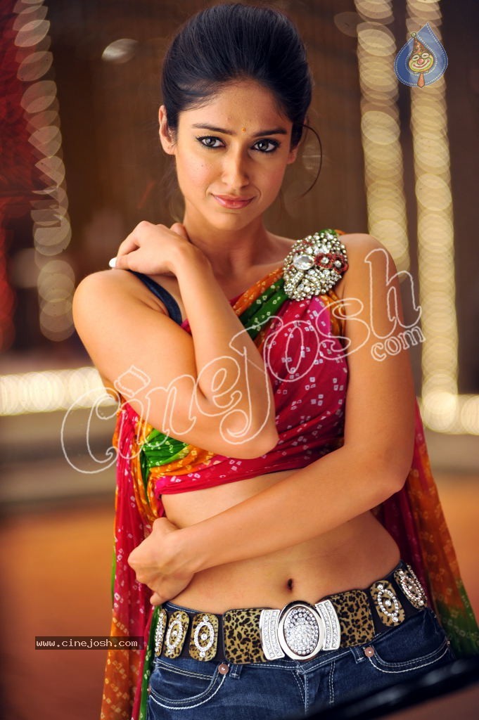 Ileana Spicy Stills - 13 / 40 photos