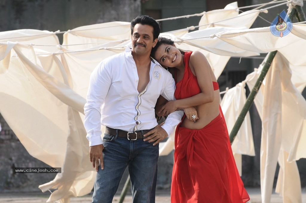 Itlu Prematho Movie Hot Stills - 35 / 41 photos