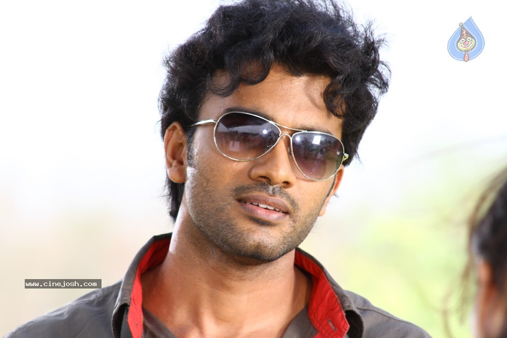 Jagan Movie Spicy Stills - 33 / 57 photos