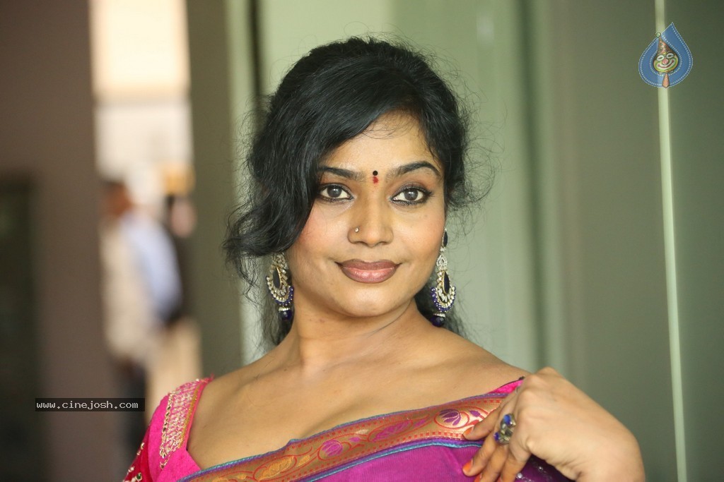 Jayavani Hot Stills - 44 / 180 photos