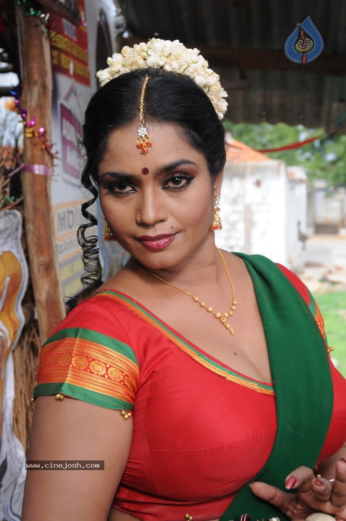 Jayavani Spicy Stills - 44 / 50 photos