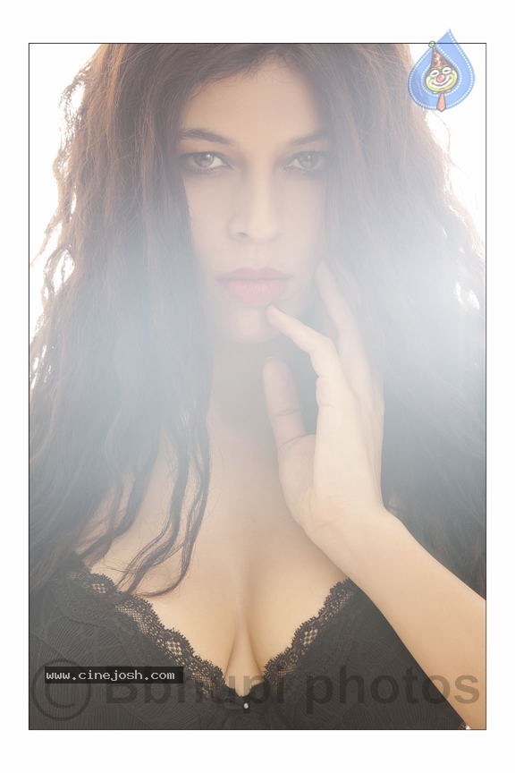 Jyothirana Spicy Stills - 15 / 31 photos