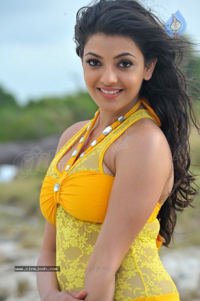 Kajal Agarwal New Hot Stills  - 76 / 90 photos