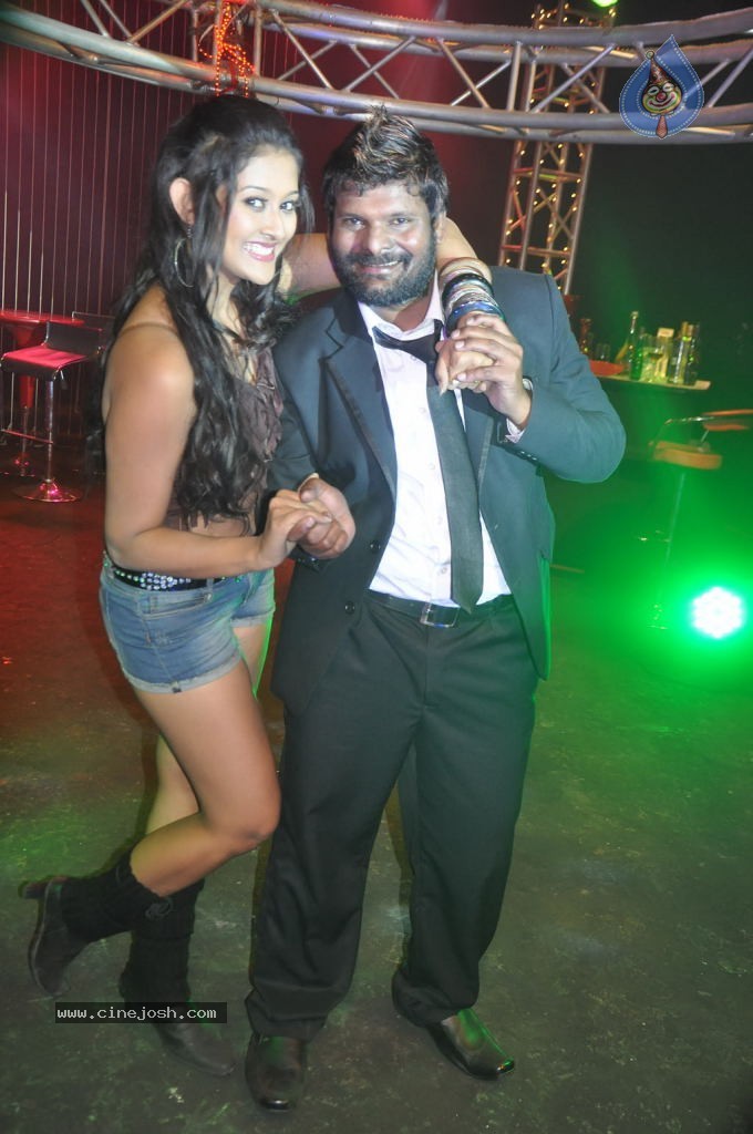 Kannukkul Tamil Movie Shooting Spot - 28 / 71 photos