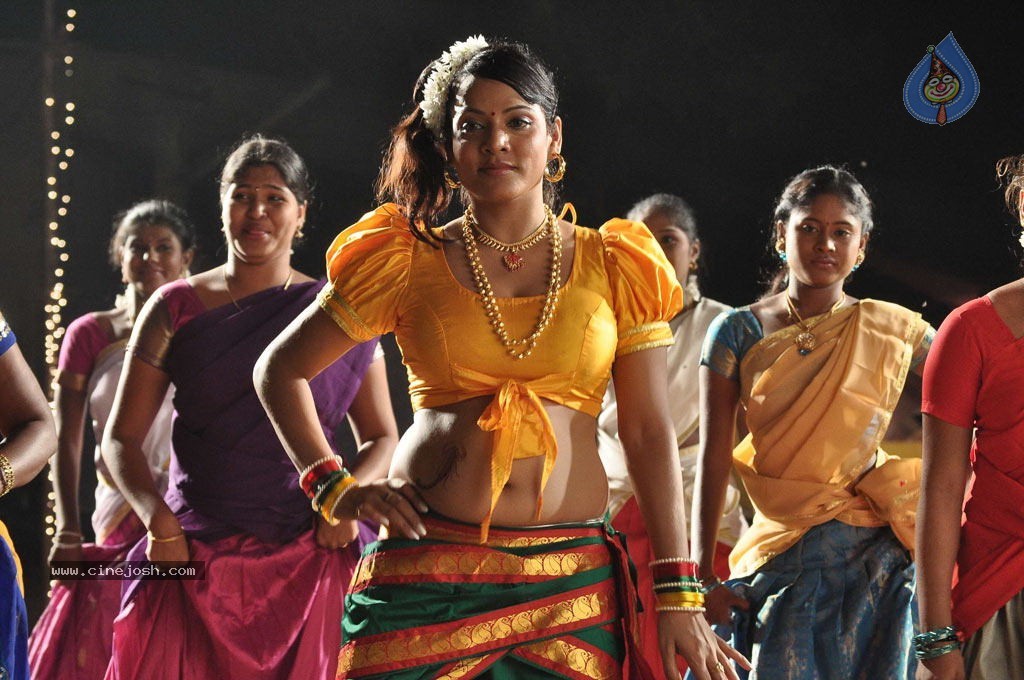 Kasi Kuppam Tamil Movie Hot Stills - 47 / 101 photos