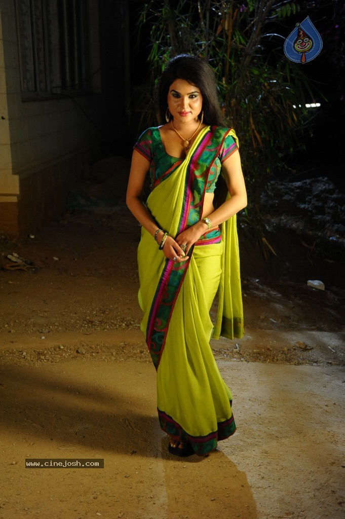 Kavya Singh New Spicy Stills - 2 / 47 photos