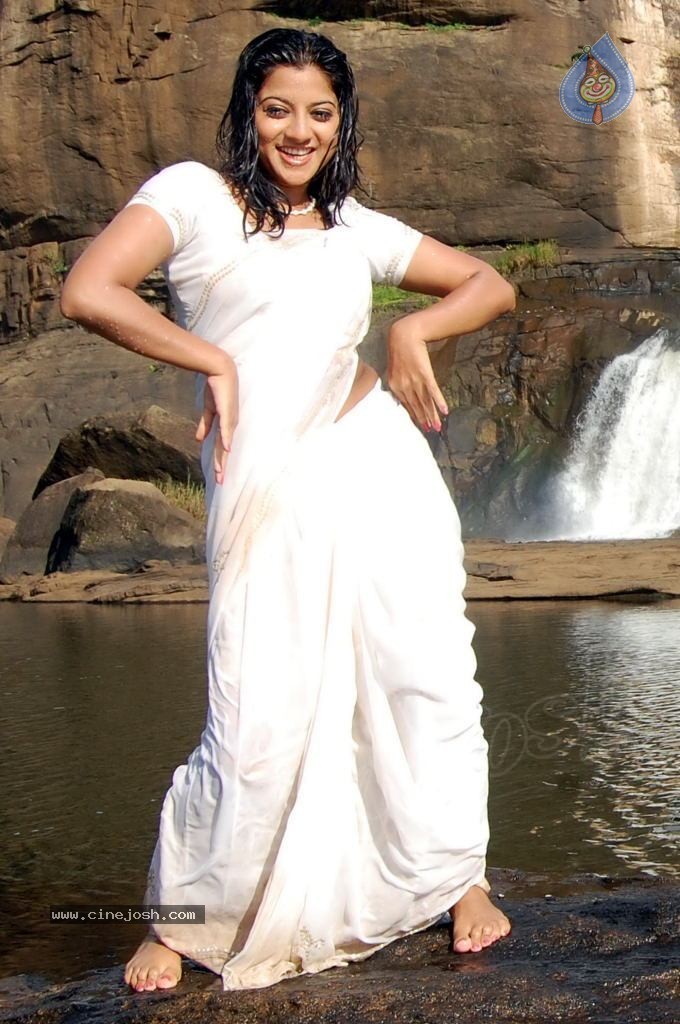 Keerthi Chawla Spicy Stills - 109 / 150 photos