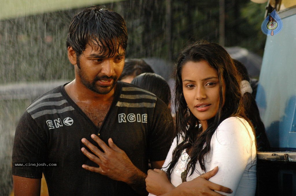 Live Movie Hot Stills - 100 / 132 photos